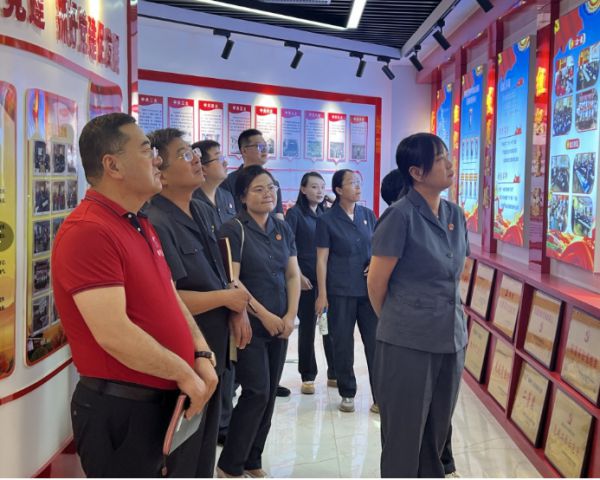 白银市中院民二庭一行深入甘肃银宇通实业集团 开展调研座谈活动